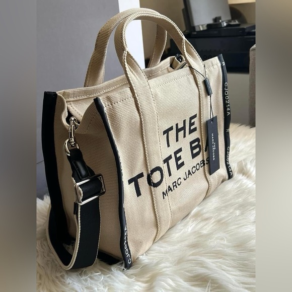 💰SOLD - M0017027 - Marc Jacobs The Jacquard Medium Tote Bag - Picture 3 of 15